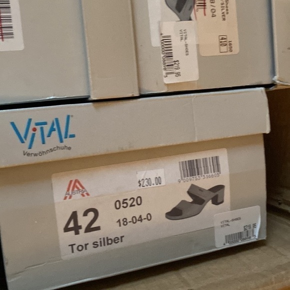 Vital Shoes tor silber mules in silver - Picture 12 of 13